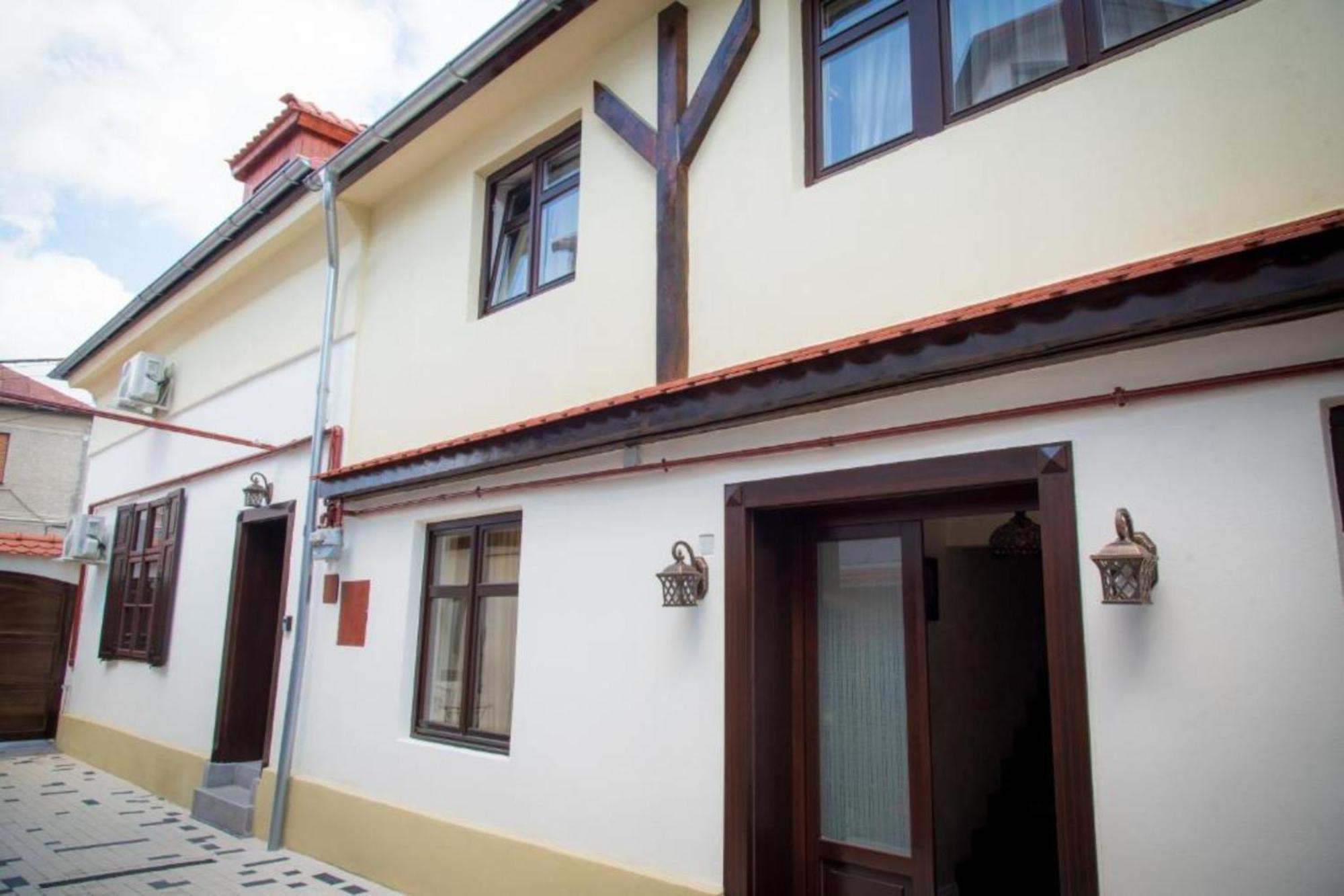 Aparthotel Cochet House Sibiu Esterno foto