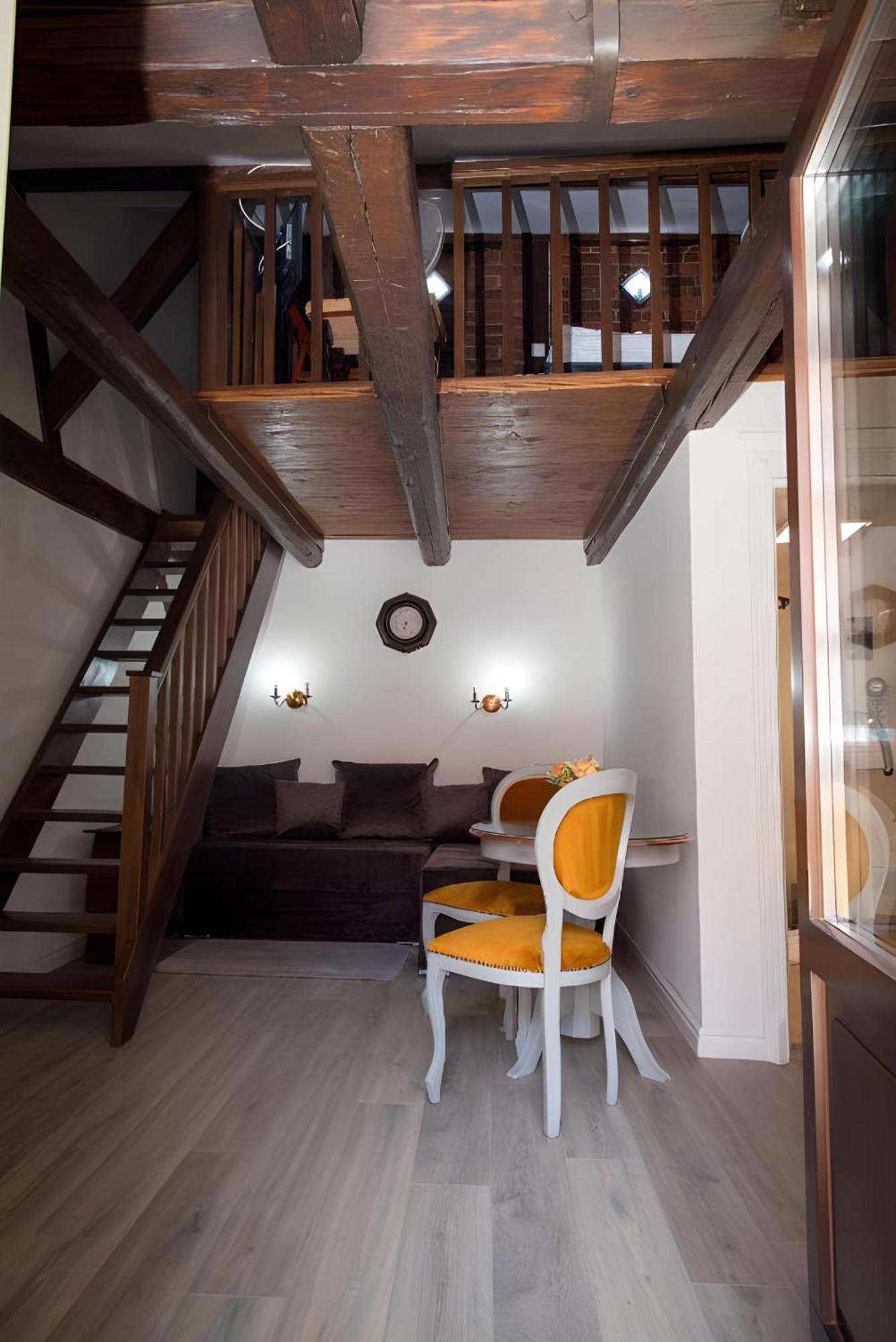 Aparthotel Cochet House Sibiu Esterno foto